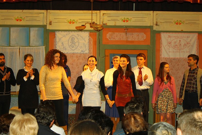 Trampoty z laskou (180).JPG